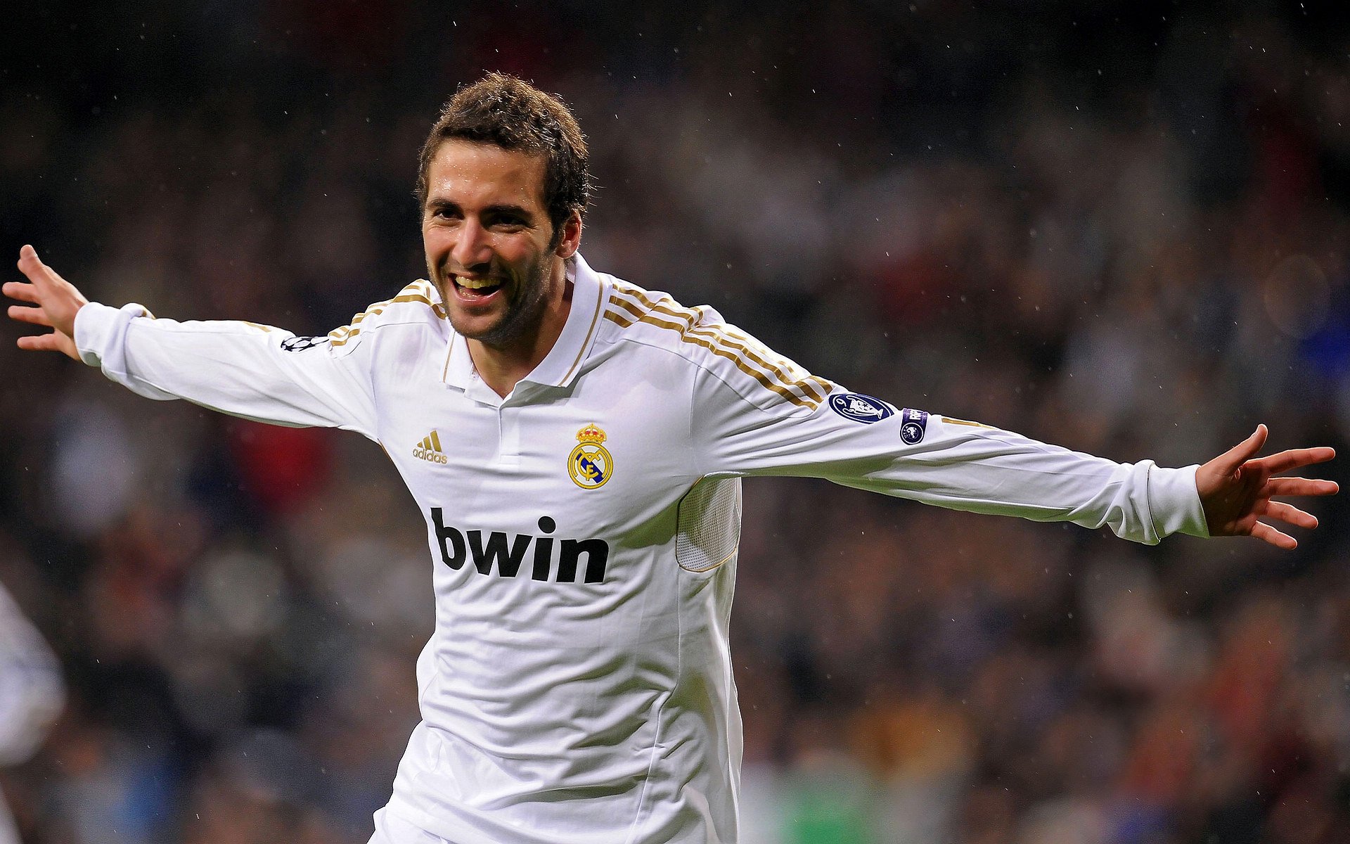 “未来已现：新能源赛车引领加速革命”，新能源赛道结束了吗